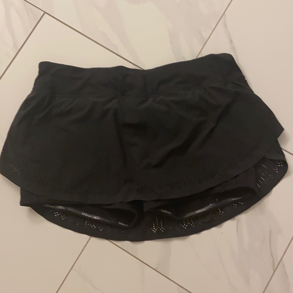 Black lululemon tennis skirt